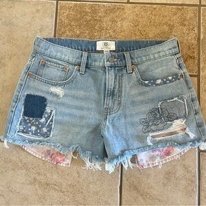 Lucky Brand Denim Distressed Shorts, Laura Ashley, EUC, size 8, Boho